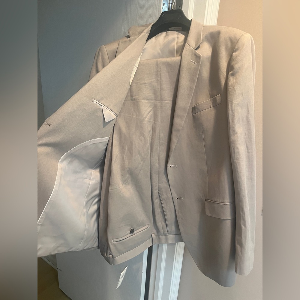 NWT 2 piece banana republic suit